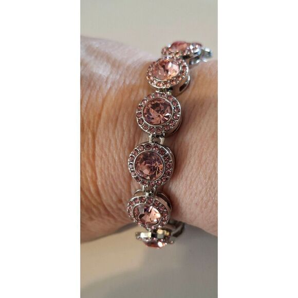 Trendy Goth Pink Bling Pave Rhinestone Round Halo Link Bracelet - Picture 3 of 3